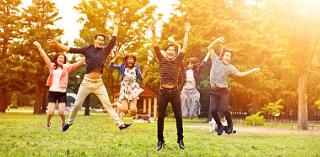 有些企業(yè)的網(wǎng)上測(cè)評(píng)是測(cè)試什么呢？是公務(wù)員的行測(cè)嗎？